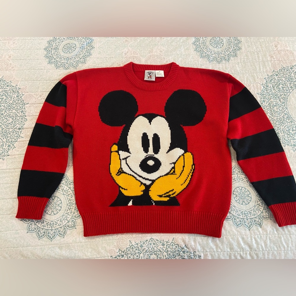 Mickey Mouse Sweater Size M Vintage Circa 1990’s (VGUC)